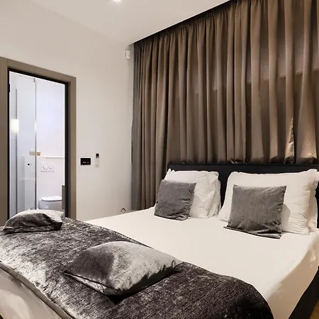 Luxury Ps Deluxe In Pula For 8 Persons With 60 M2 Heated Pool, Wellness & Sea View Villa *