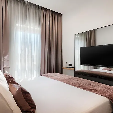 Luxury Ps Deluxe In Pula For 8 Persons With 60 M2 Heated Pool, Wellness & Sea View Willa *