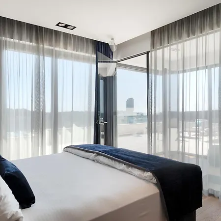 Luxury Ps Deluxe In Pula For 8 Persons With 60 M2 Heated Pool, Wellness & Sea View * Vintijan