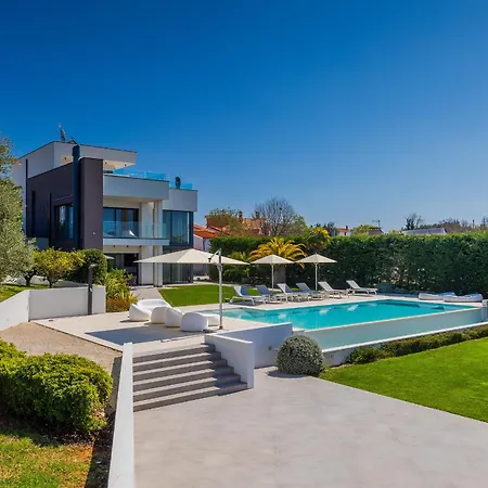 Luxury Ps Deluxe In Pula For 8 Persons With 60 M2 Heated Pool, Wellness & Sea View * Vintijan